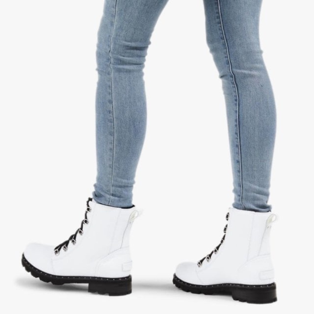 NWT Sorel ‘Lennox’ Lace White Leather Platform Ankle Combat Boots - Picture 2 of 14